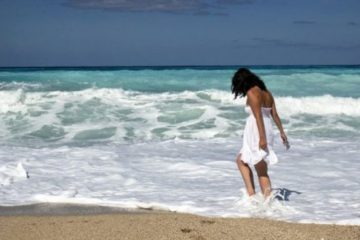 Neuroscientists Recommend Visiting the Beach Regularly. This Is Why!