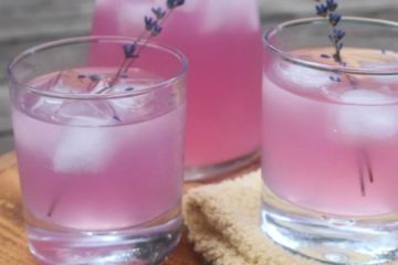 Lavender Lemonade: The Best Natural Way to Treat Headaches & Anxiety