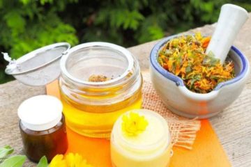 DIY Calendula Cream: Fight Off Eczema, Dry Skin & Acne