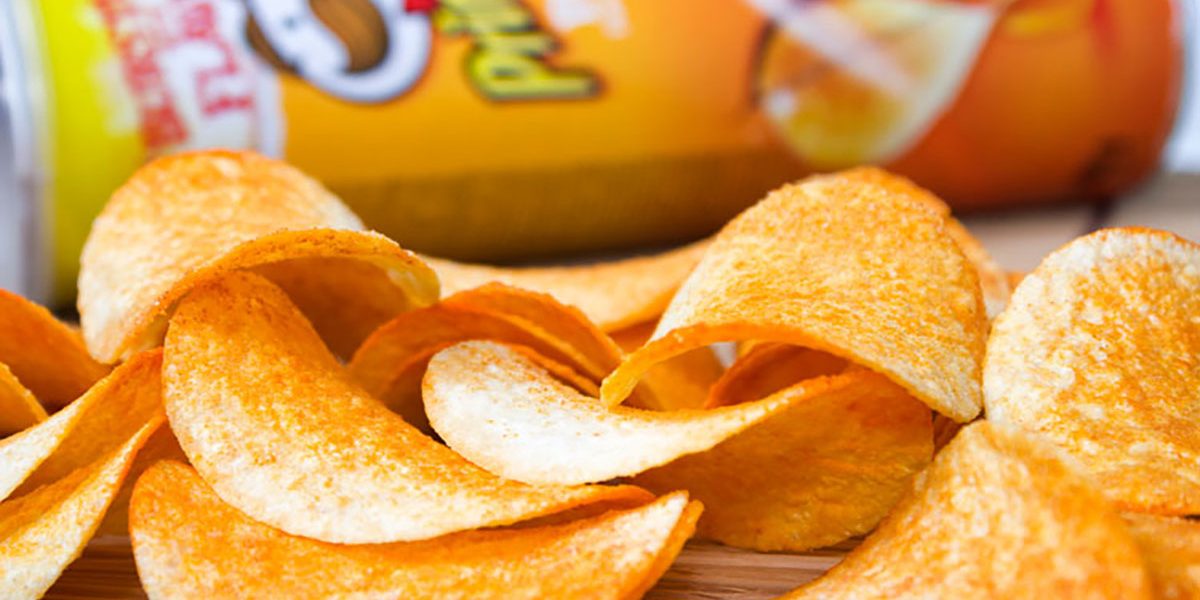 If Potato Chips Are Your Favourite Snack, You Are Eating Cancer in a Can