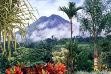 Will Costa Rica Really Become Carbon- & Plastic-Free by 2021?!