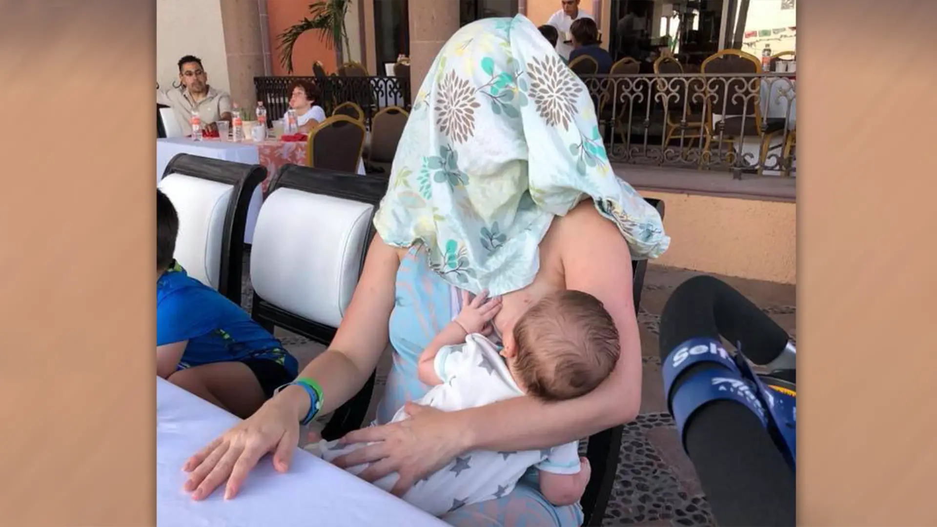 This Breastfeeding Mom Had The Best Response When She Was Asked To Cover Up