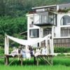 7 Best Friends Buy a Mansion to Live & Grow Old Together