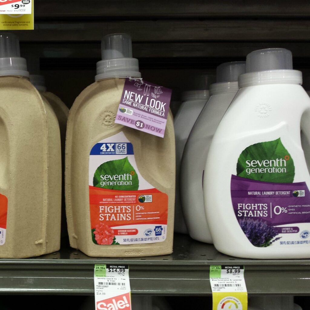 This Sustainable Company Sells their Liquid Detergent in Cardboard Bottles