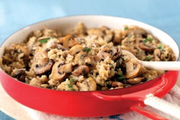 Mouthwatering & Creamy Mushroom Risotto (Vegan & Vegetarian Friendly)