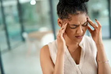 Useful Home Remedies You Can Try when Down with Annoying Headaches