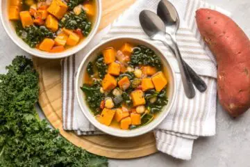 How to Make Healing & Warm Kale Soup