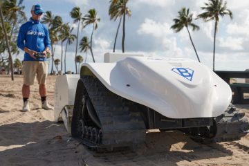 This New Solar-Power Beach-Cleaning Robot Cleans Up the Tiniest Plastic Debris 30X Faster than Humans