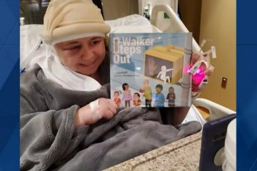 Teacher Reads to Her Students on a Facebook Live a Day after Her Brain Surgery
