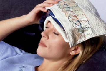 This Amazing Compress Will Help You Relieve Headaches & Treat Swollen Feet Naturally