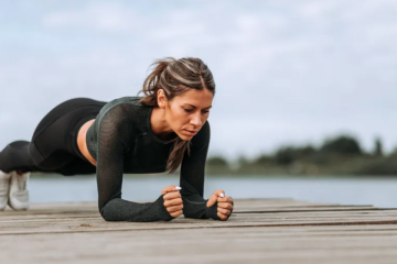 7 Things That Will Happen When You Start Doing Planks Every Day